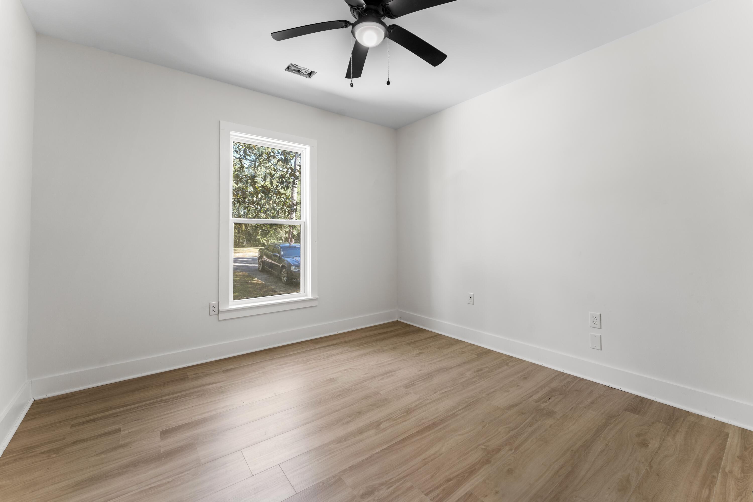 406 Center Street Walterboro, SC 29488 - Photo 18 of 20 DSC06088