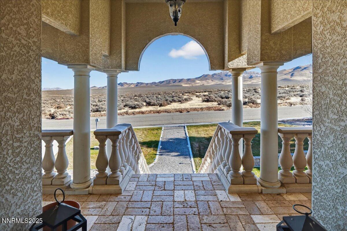 2660 Stuart Street Winnemucca, NV 89445 - Photo 4 of 68 09-DSC_4685