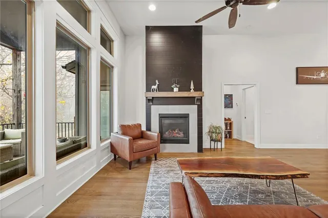 $542,000 | 805 West Shawhan Parkway, Lee's Summit, MO 64086