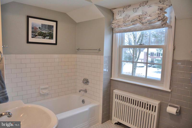 1319 Clayton Road Lancaster, PA 17603 - Photo 21 of 37 Gallery Image 21
