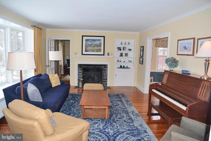 1319 Clayton Road Lancaster, PA 17603 - Photo 5 of 37 Gallery Image 5
