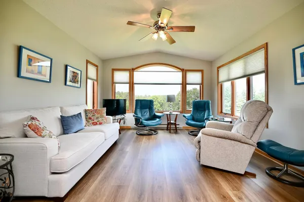 $375,000 | 206 Skyline Heights, Wabasha, MN 55981