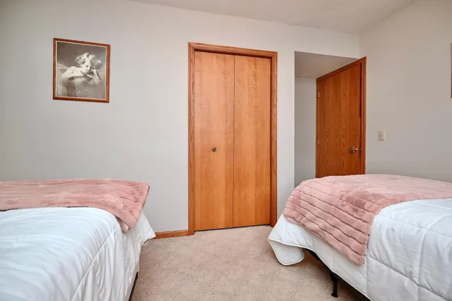 $379,900 | 206 Skyline Heights, Wabasha, MN 55981