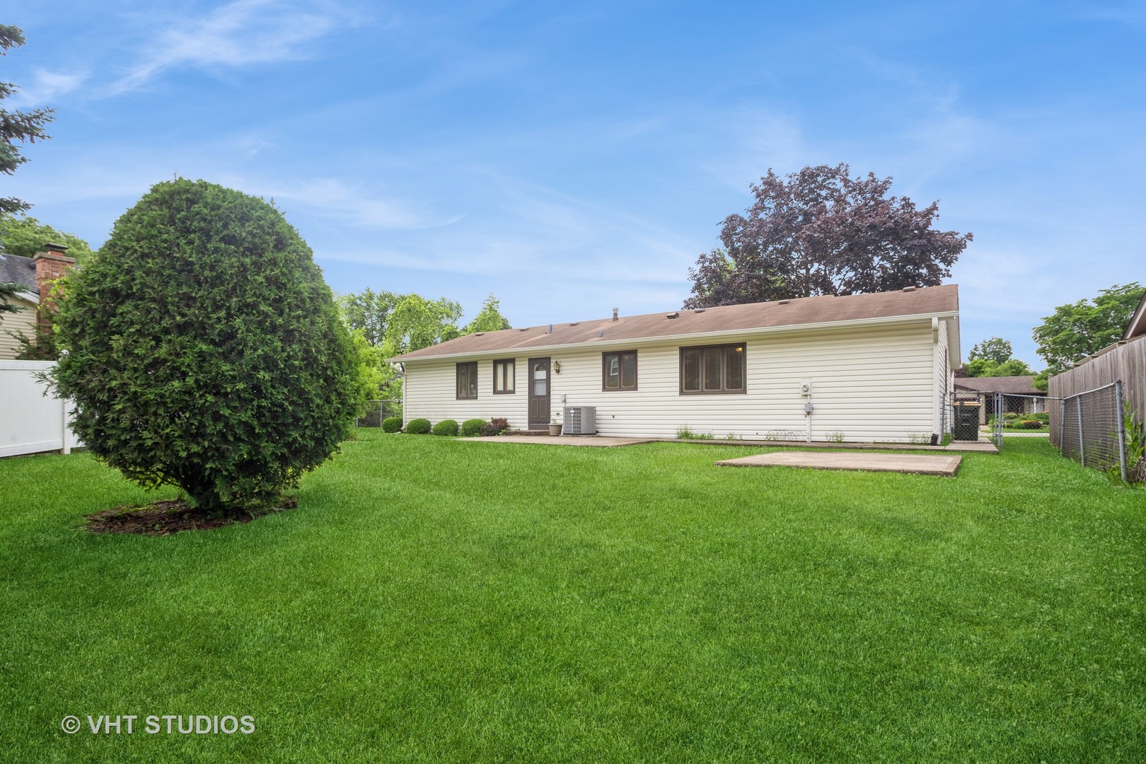 236 Brighton Road Elk Grove Village, IL 60007 - Photo 17 of 19 Gallery Image 17