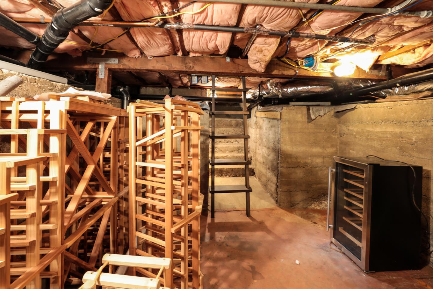 155 Alice Avenue Campbell, CA 95008 - Photo 34 of 36 a bathroom with a shower and a sink