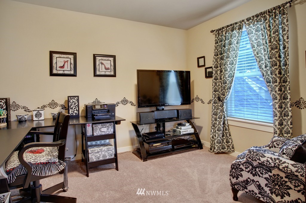 3607 232nd Street Southeast Bothell, WA 98021 - Photo 11 of 15