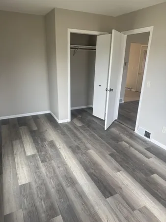 $1,100 | 301 South Park Avenue, Springfield, MN 56087