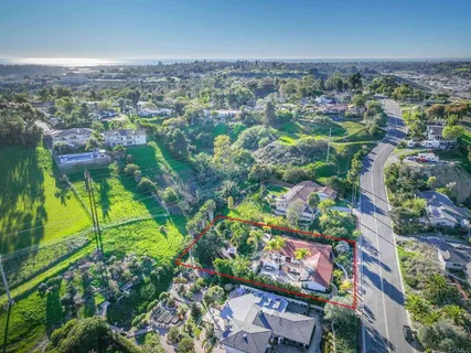 $1,397,000 | 3225 Avenida De Loyola, Oceanside, CA 92056