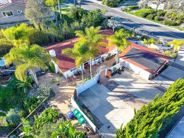 $1,397,000 | 3225 Avenida De Loyola, Oceanside, CA 92056