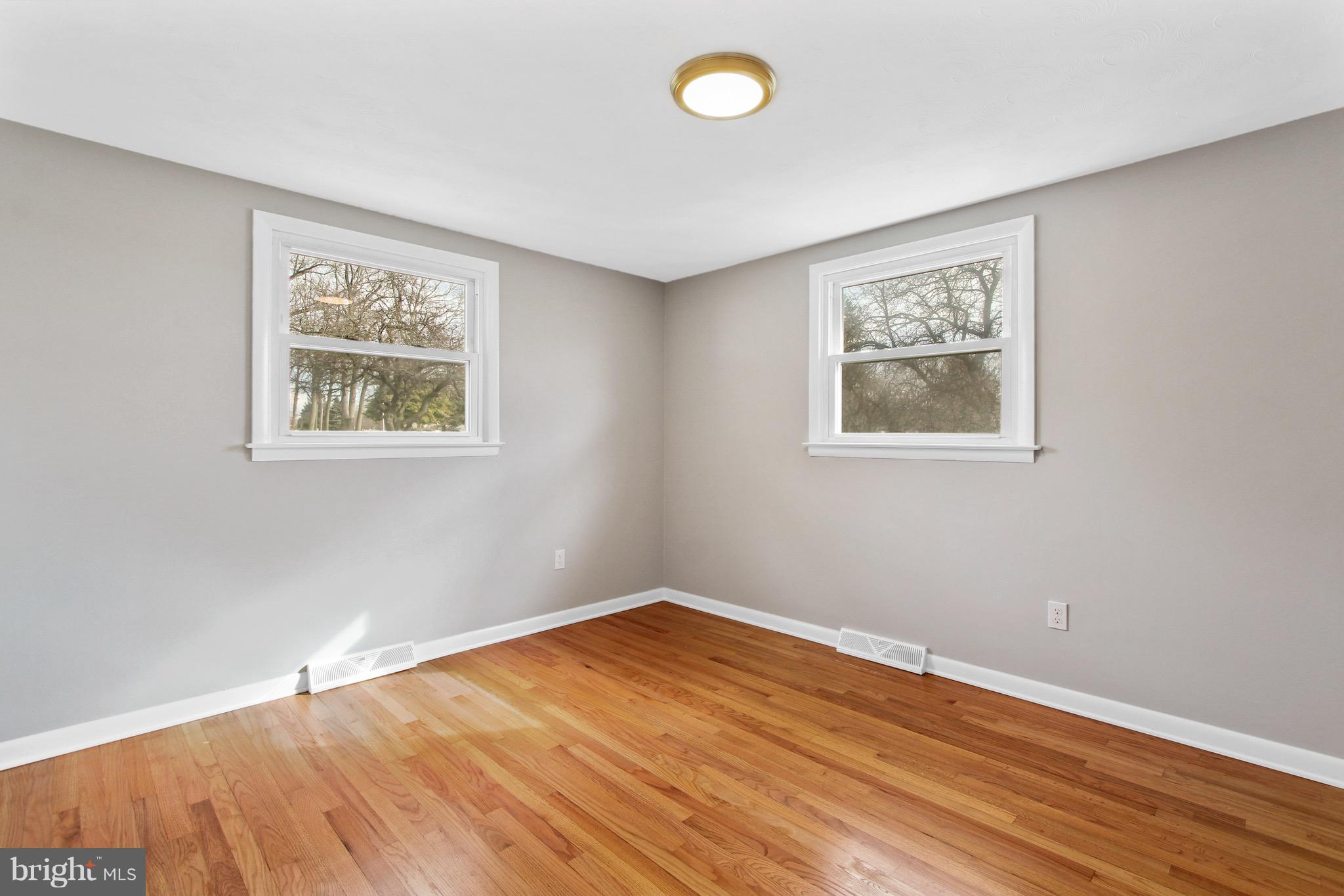 135 Manor Road Red Lion, PA 17356 - Photo 13 of 26 Gallery Image 13