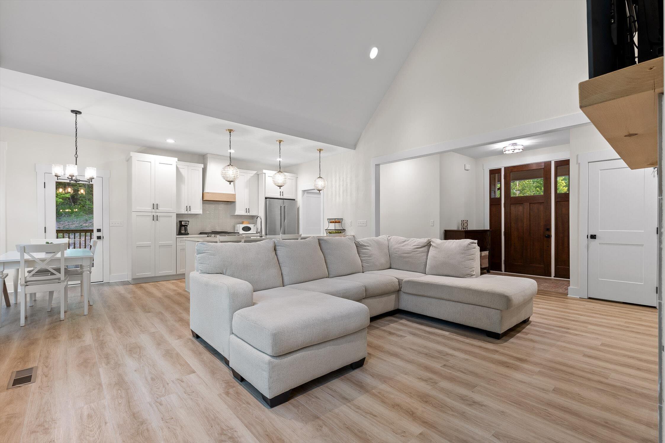 490 Moonlight Lane Jasper, TN 37347 - Photo 12 of 60 09-Moonlight-9