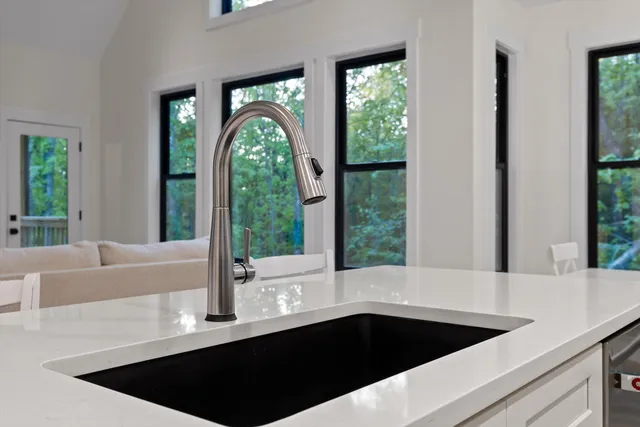 $650,000 | 490 Moonlight Lane, Jasper, TN 37347