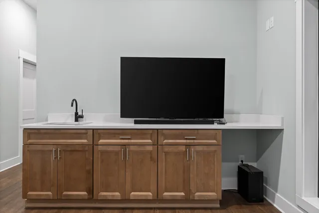 $650,000 | 490 Moonlight Lane, Jasper, TN 37347