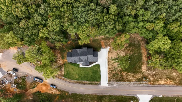 $650,000 | 490 Moonlight Lane, Jasper, TN 37347