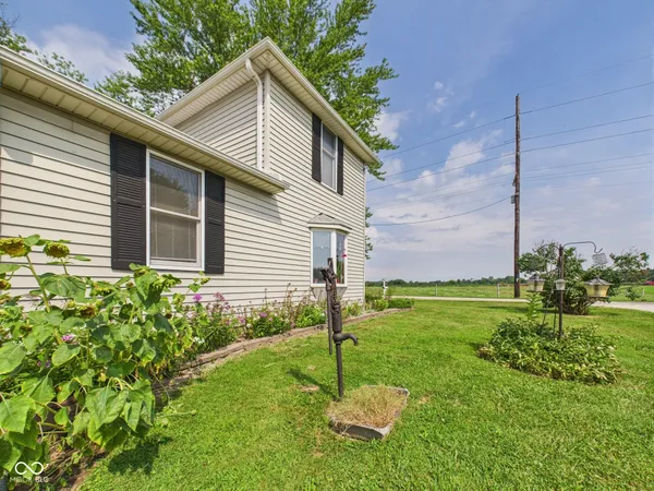 $260,000 | 4863 West County Road 600 North, Middletown, IN 47356