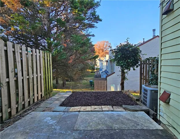 $1,800 | 6627 Banbury Court Northwest, Norcross, GA 30093