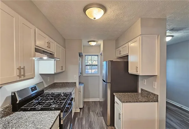 $1,800 | 6627 Banbury Court Northwest, Norcross, GA 30093