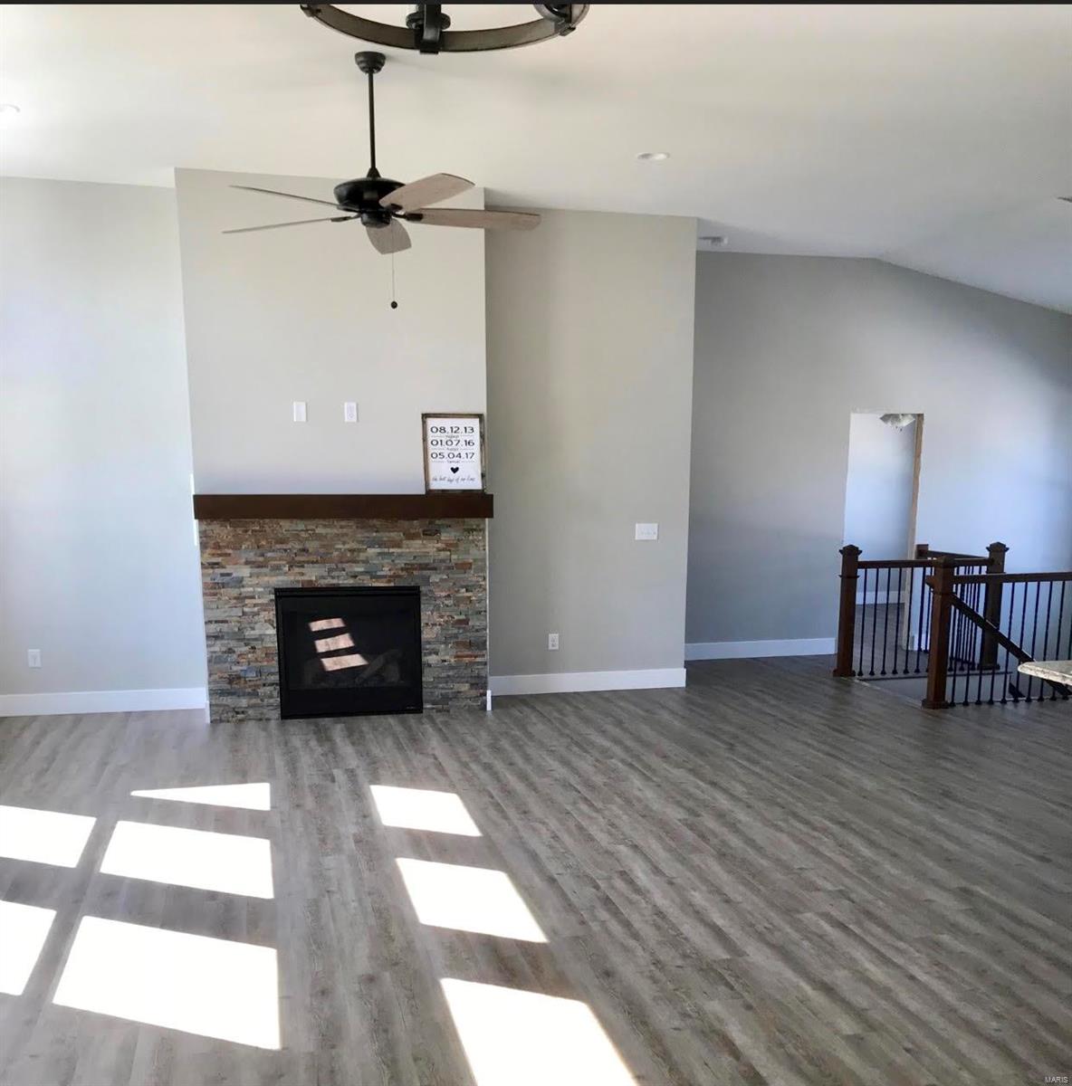 136 Waters Edge Drive Waterloo, IL 62298 - Photo 5 of 6