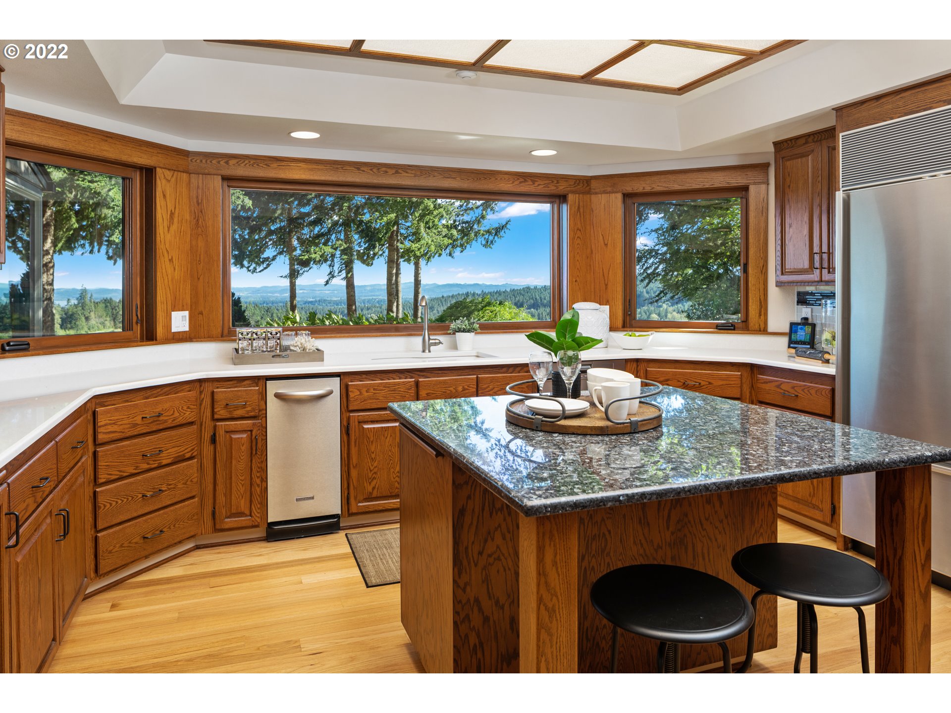 25750 Butler Road Junction City, OR 97448 - Photo 12 of 32 Gallery Image 12