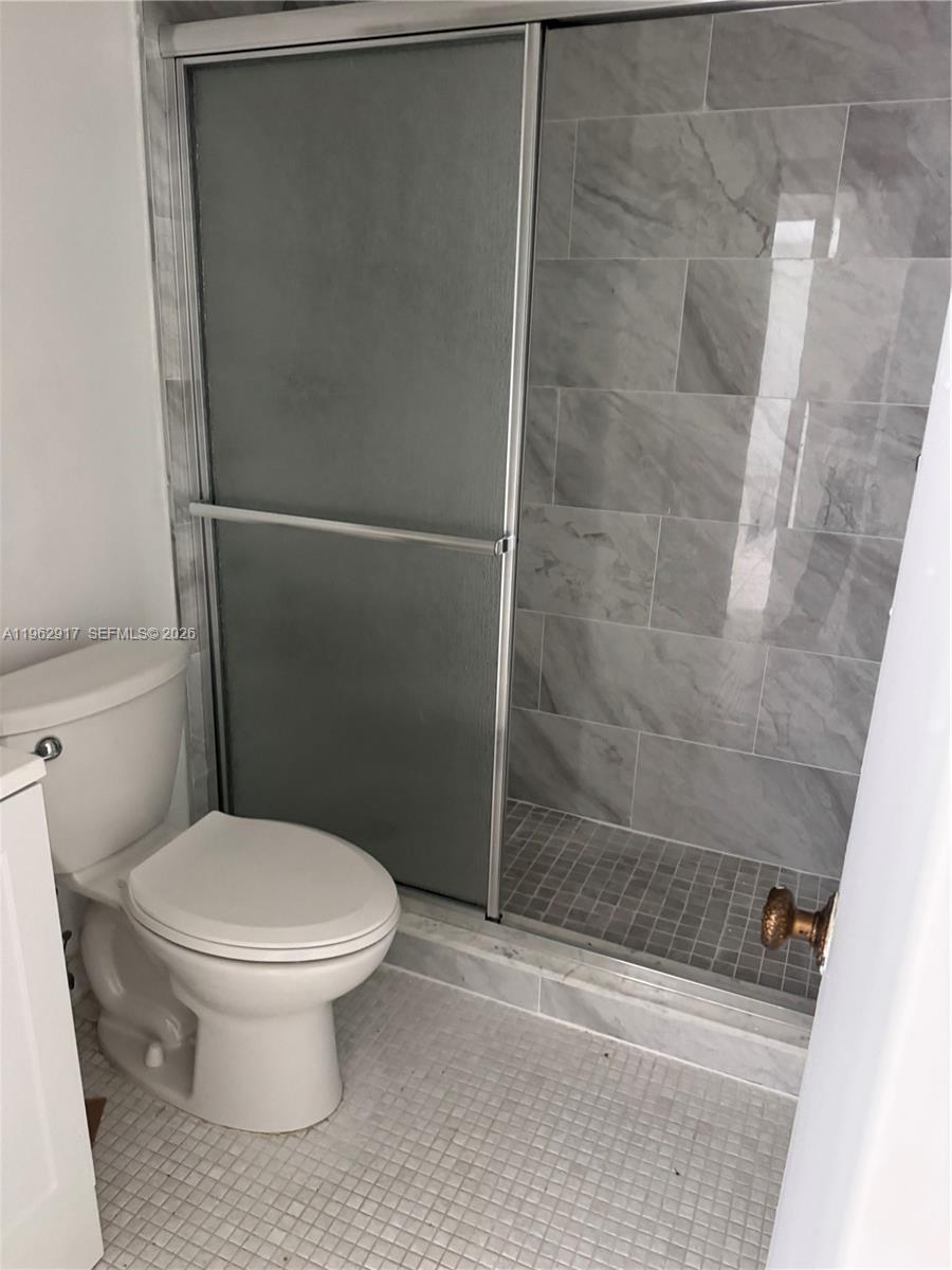 7747 Southwest 86th Street, Unit D105 Miami, FL 33143 - Photo 13 of 17