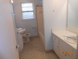 3624 Old Ferry Road Martinez, GA 30907 - Photo 7 of 12 Hall bathroom
