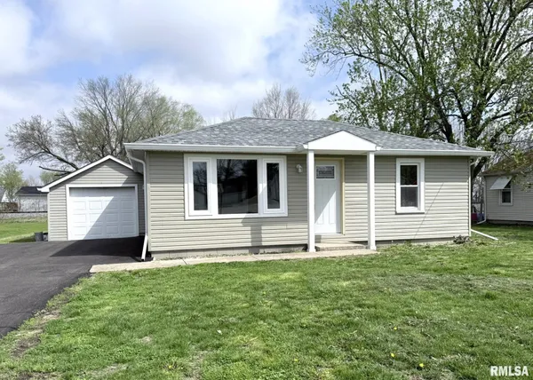 $199,900 | 601 Glenway Avenue, Knoxville, IL 61448