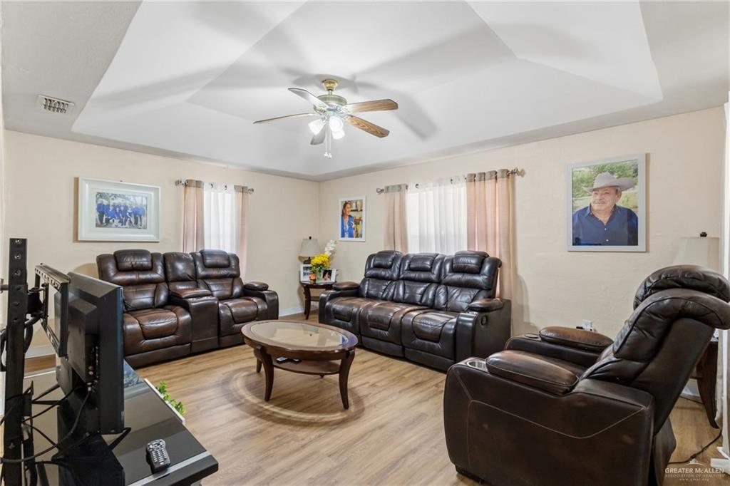 3109 Nabors Road Mission, TX 78574 - Photo 6 of 29 Gallery Image 6