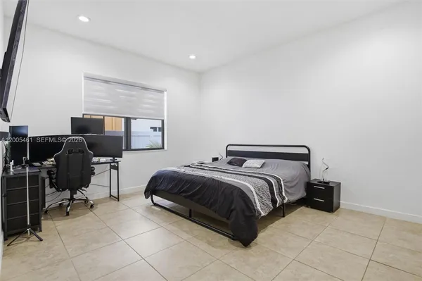 $650,000 | 3518 West 86th Terrace, Hialeah, FL 33018