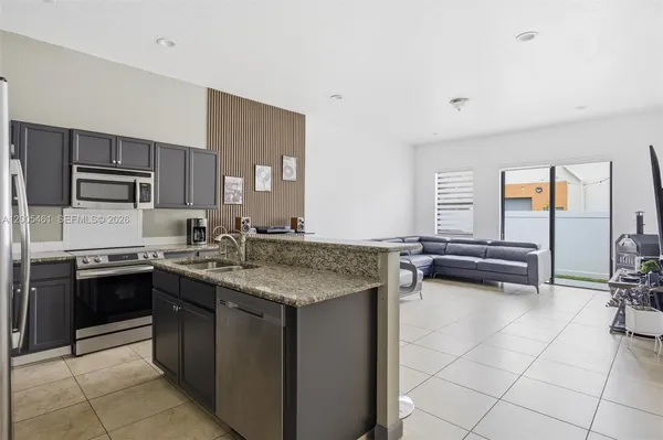 $650,000 | 3518 West 86th Terrace, Hialeah, FL 33018