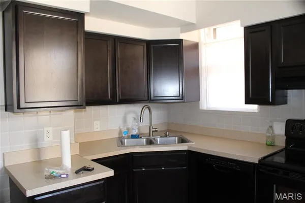 $1,050 | 3641 Wilmington Avenue, Unit 2, St. Louis, MO 63116