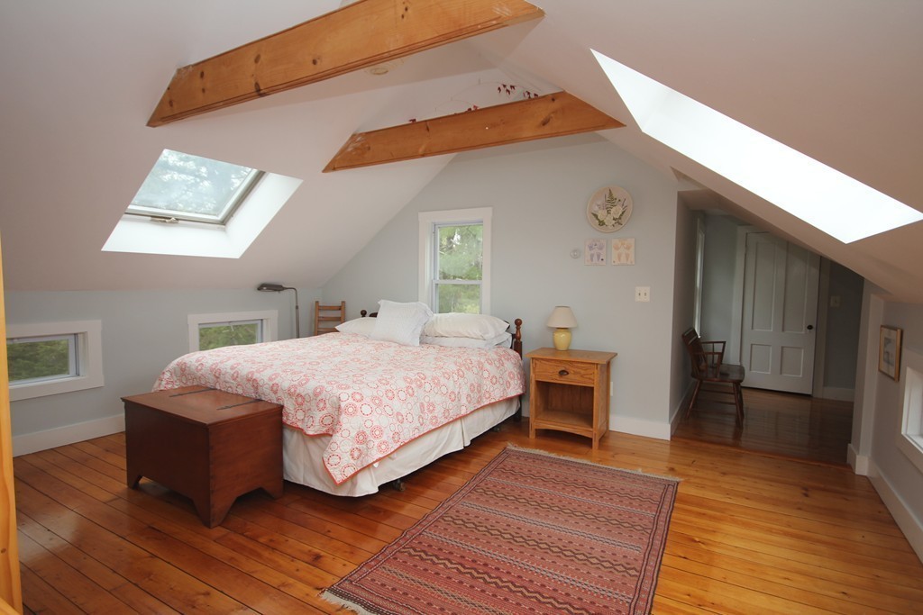 498 Cornell Road Westport, MA 02790 - Photo 13 of 30 Gallery Image 13