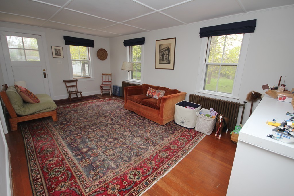 498 Cornell Road Westport, MA 02790 - Photo 10 of 30 Gallery Image 10