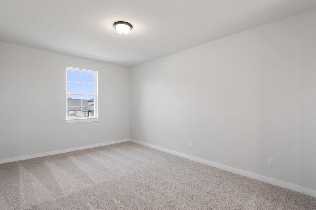 16209 Smithers Road Manor, TX 78653 - Photo 27 of 38 an empty room with a window