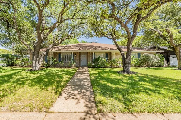 $550,000 | 1718 Timbers Drive, Irving, TX 75061