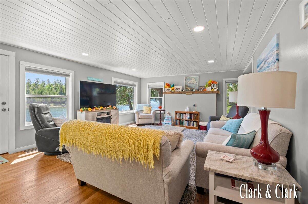 35965 South Humms Road Drummond Island, MI 49726 - Photo 17 of 73 066-INTERIOR 02A