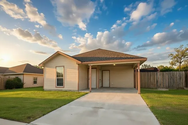 $193,500 | 8825 East Buffalo Circle, Willis, TX 77378