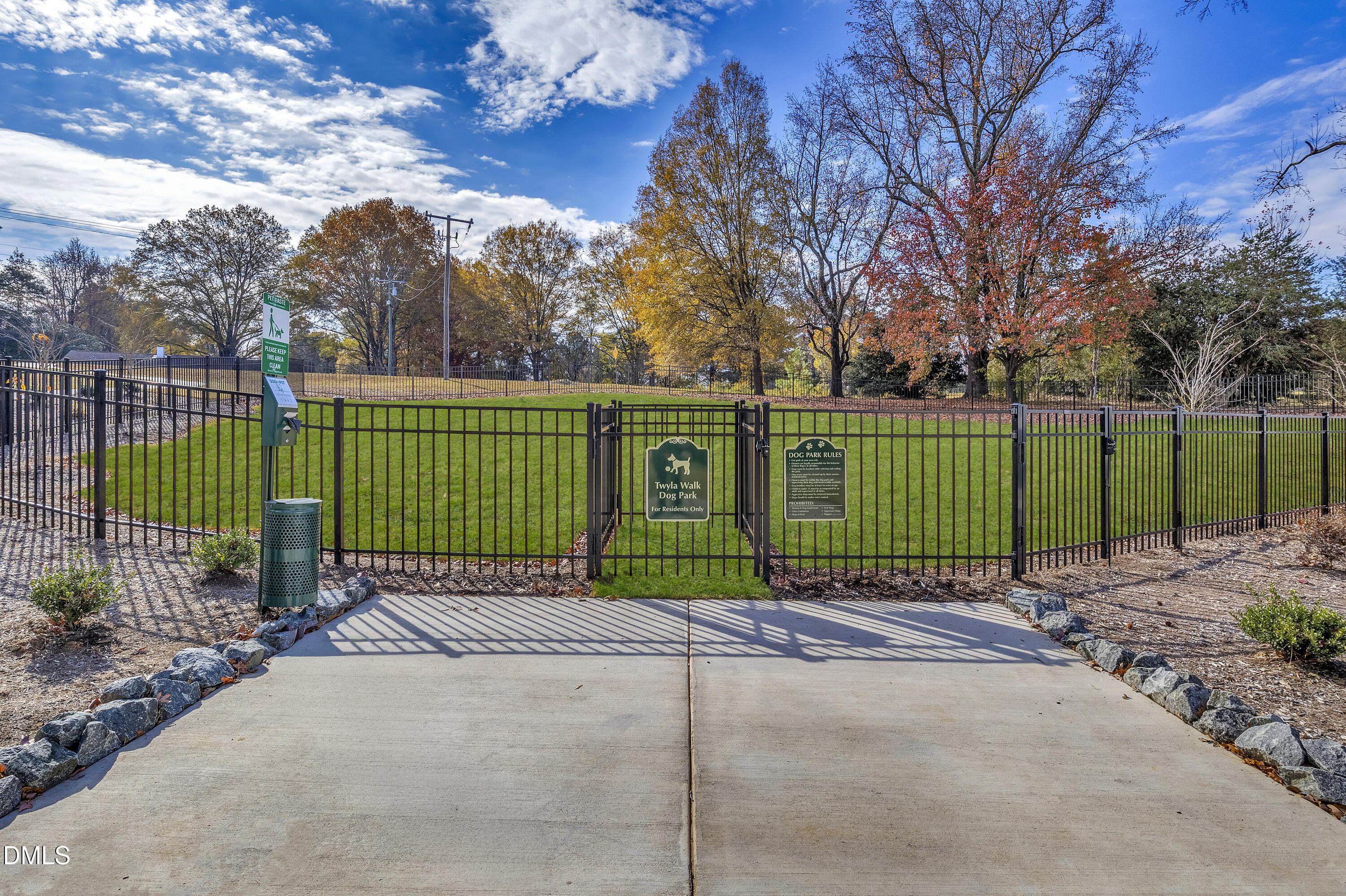 605 Hedrick Ridge Road, Unit 103 Cary, NC 27519 - Photo 23 of 30 P_RAL_TWW_NHD_Dog-Park