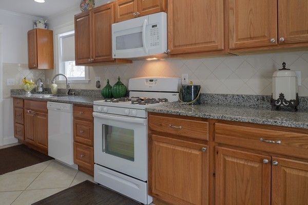 11 West Colony Road, Unit A Lynn, MA 01902 - Photo 9 of 14 Gallery Image 9