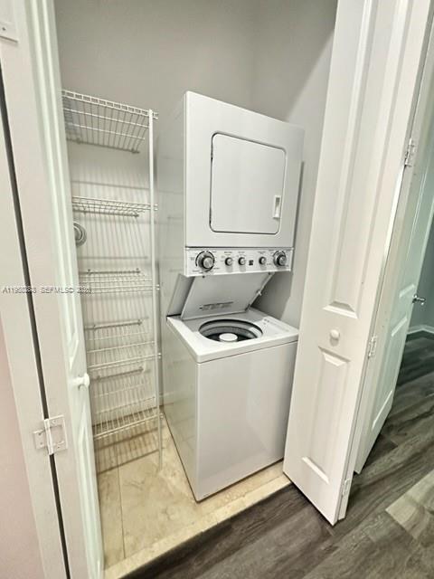 2574 Southwest 81st Terrace, Unit 2564 Miramar, FL 33025 - Photo 11 of 19 a utility room with dryer and washer