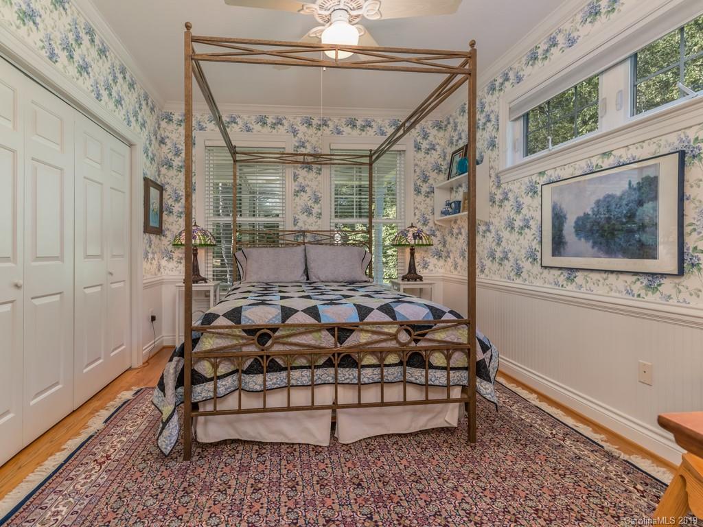 1390 North Rugby Road Hendersonville, NC 28791 - Photo 22 of 48 Gallery Image 22