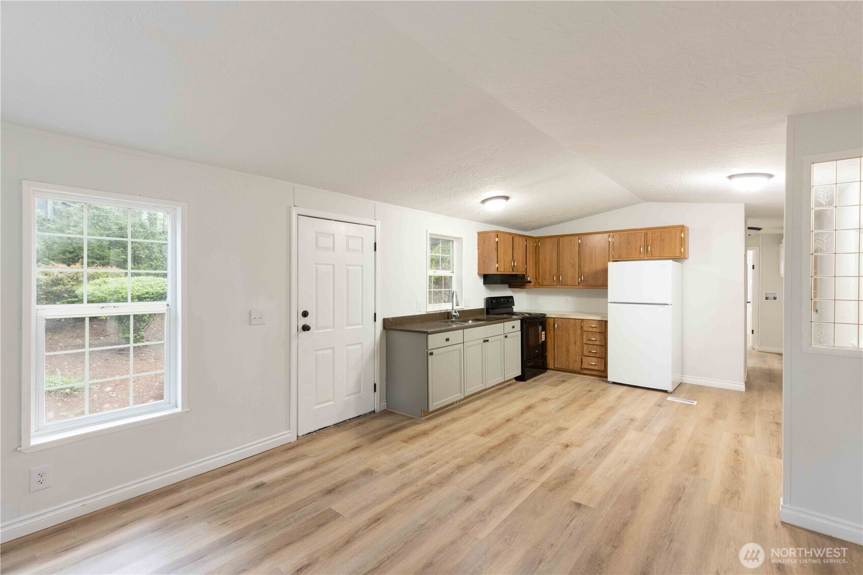 100 East Kilmarnock Road Shelton, WA 98584 - Photo 9 of 21