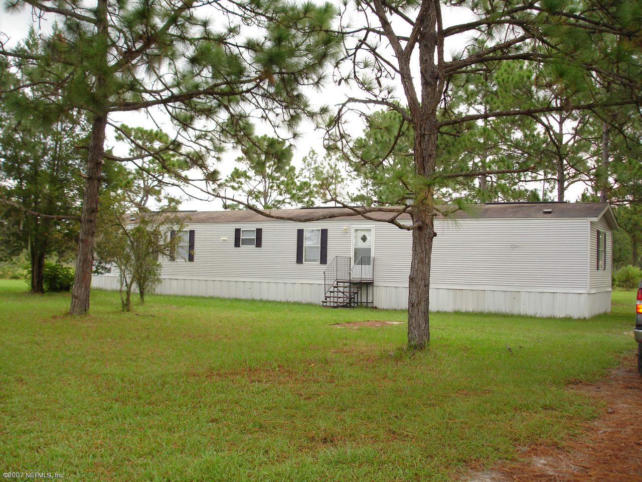 604 Hoover Road Palatka, FL 32177 - Photo 1 of 6 Front of Home