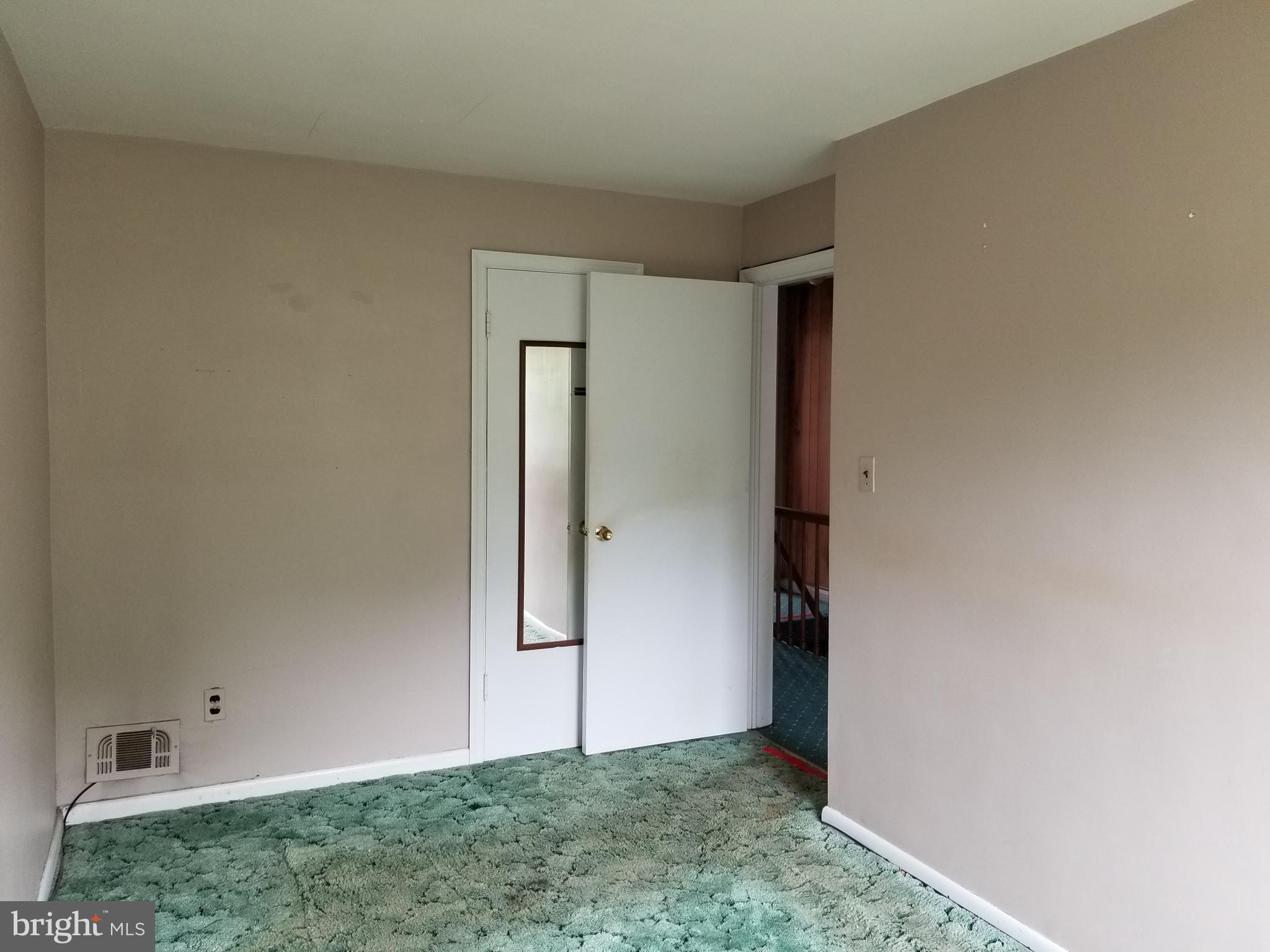 2259 Southorn Road Baltimore, MD 21220 - Photo 17 of 20 2nd Bedroom