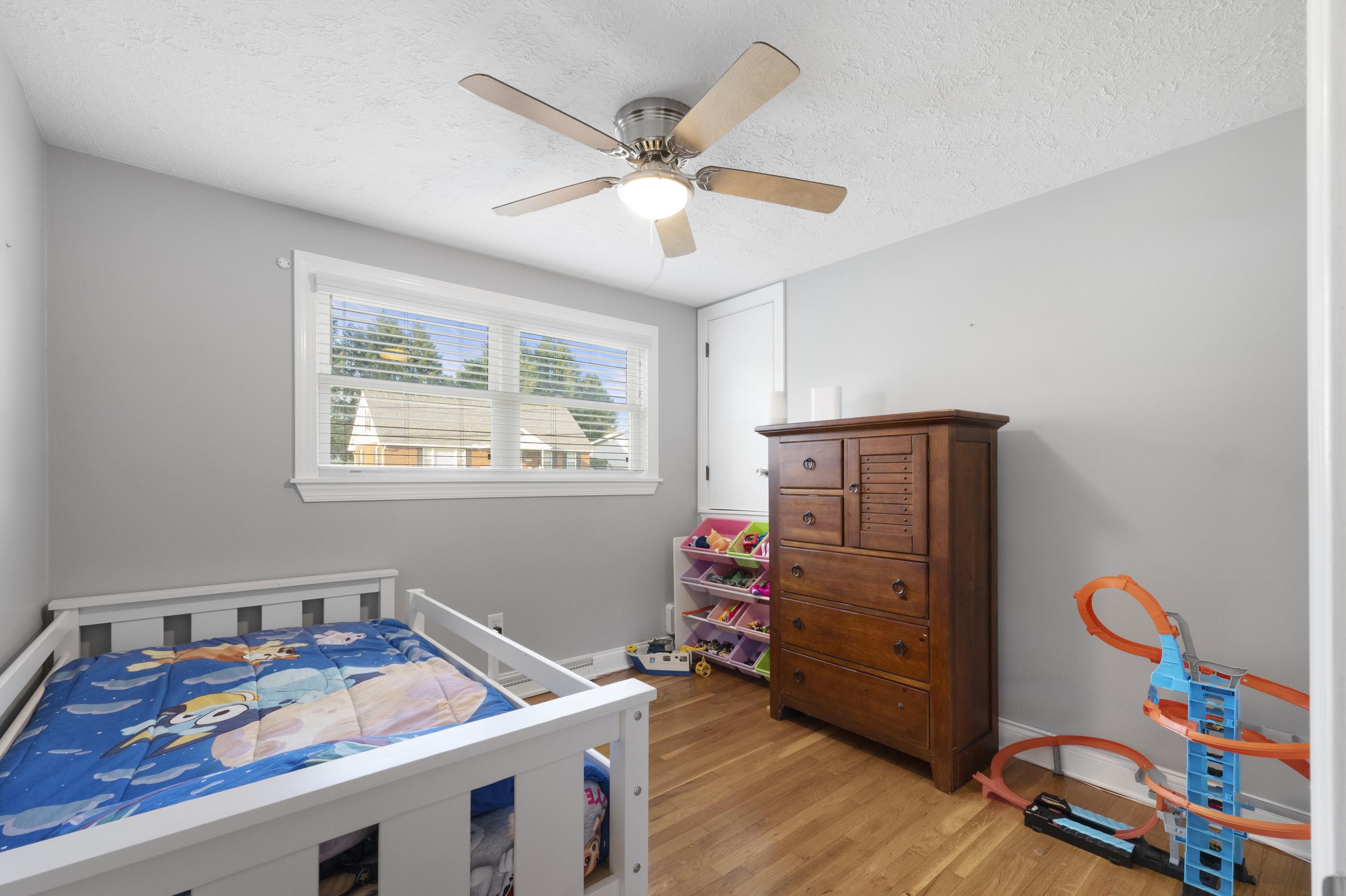 4022 Southview Road Ashland, KY 41101 - Photo 11 of 38 Gallery Image 11
