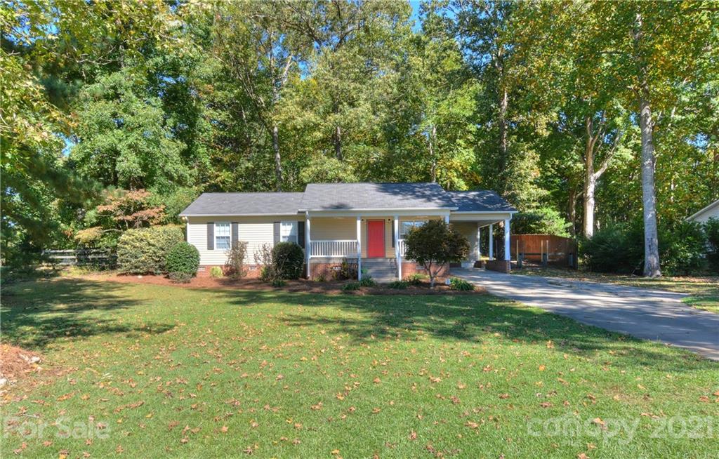 229 Holiday Road Lancaster, SC 29720 - Photo 1 of 31 Gallery Image 1
