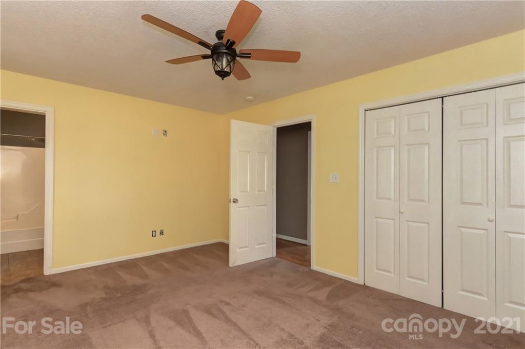 229 Holiday Road Lancaster, SC 29720 - Photo 11 of 31 Gallery Image 11