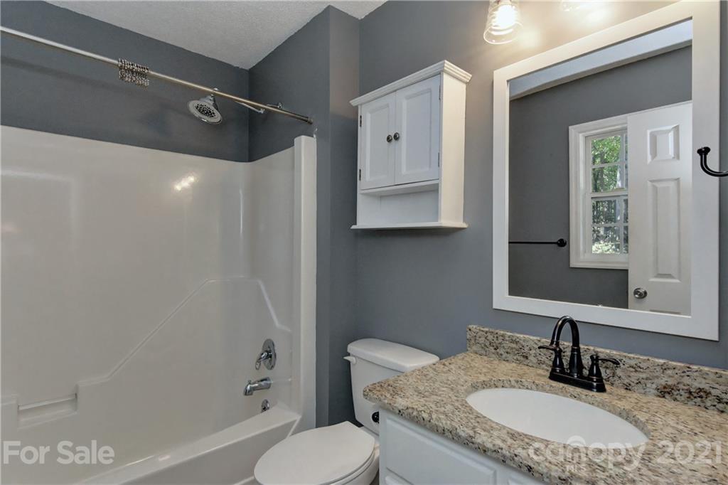 229 Holiday Road Lancaster, SC 29720 - Photo 12 of 31 Gallery Image 12