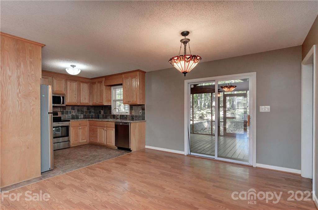 229 Holiday Road Lancaster, SC 29720 - Photo 18 of 31 Gallery Image 18