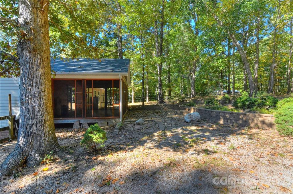 229 Holiday Road Lancaster, SC 29720 - Photo 28 of 31 Gallery Image 28