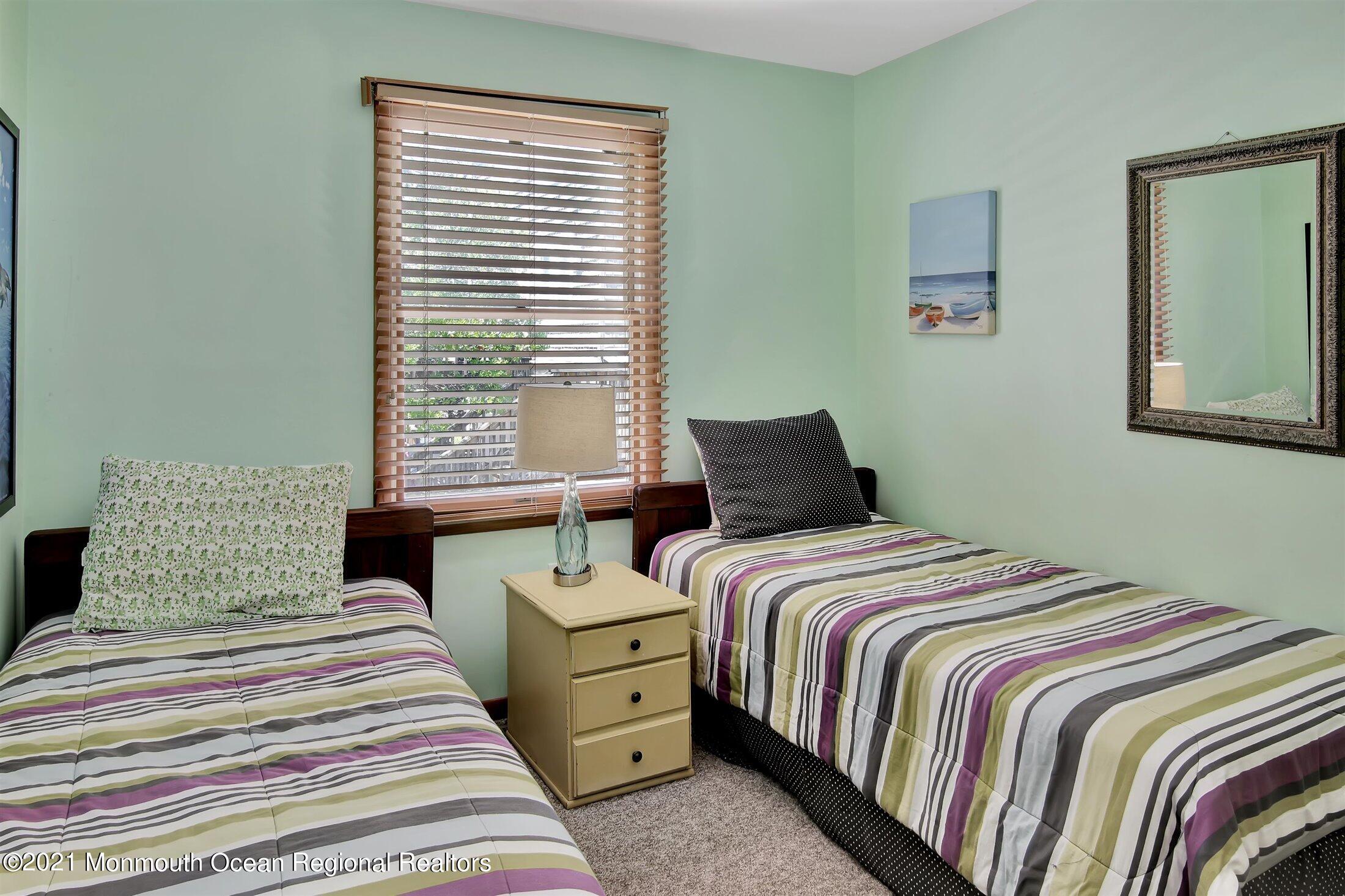 125 31st Street Ship Bottom, NJ 08008 - Photo 20 of 43 mike chakonis (33)